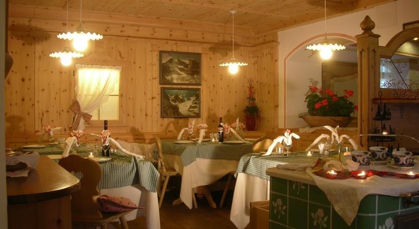 Hotel Alpotel Dolomiten - Sala Ristorante