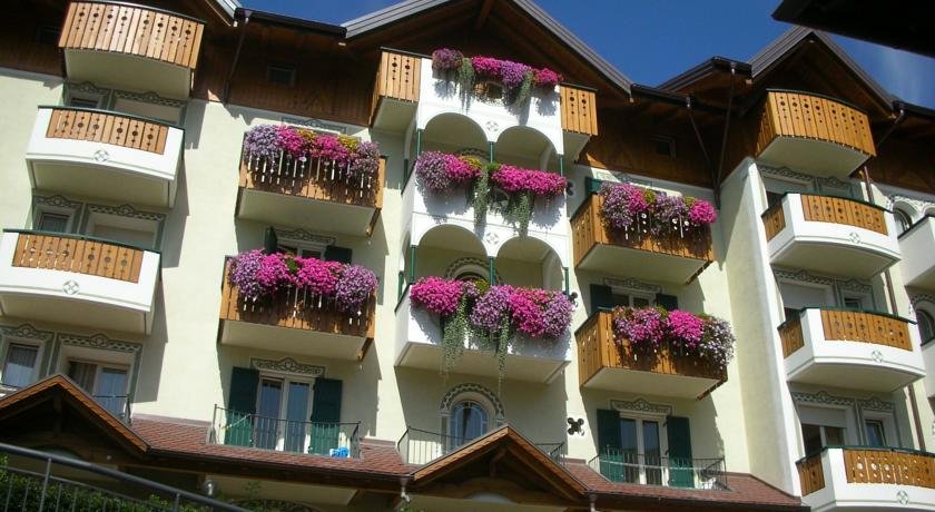 Hotel Alpotel Dolomiten - Esterno struttura